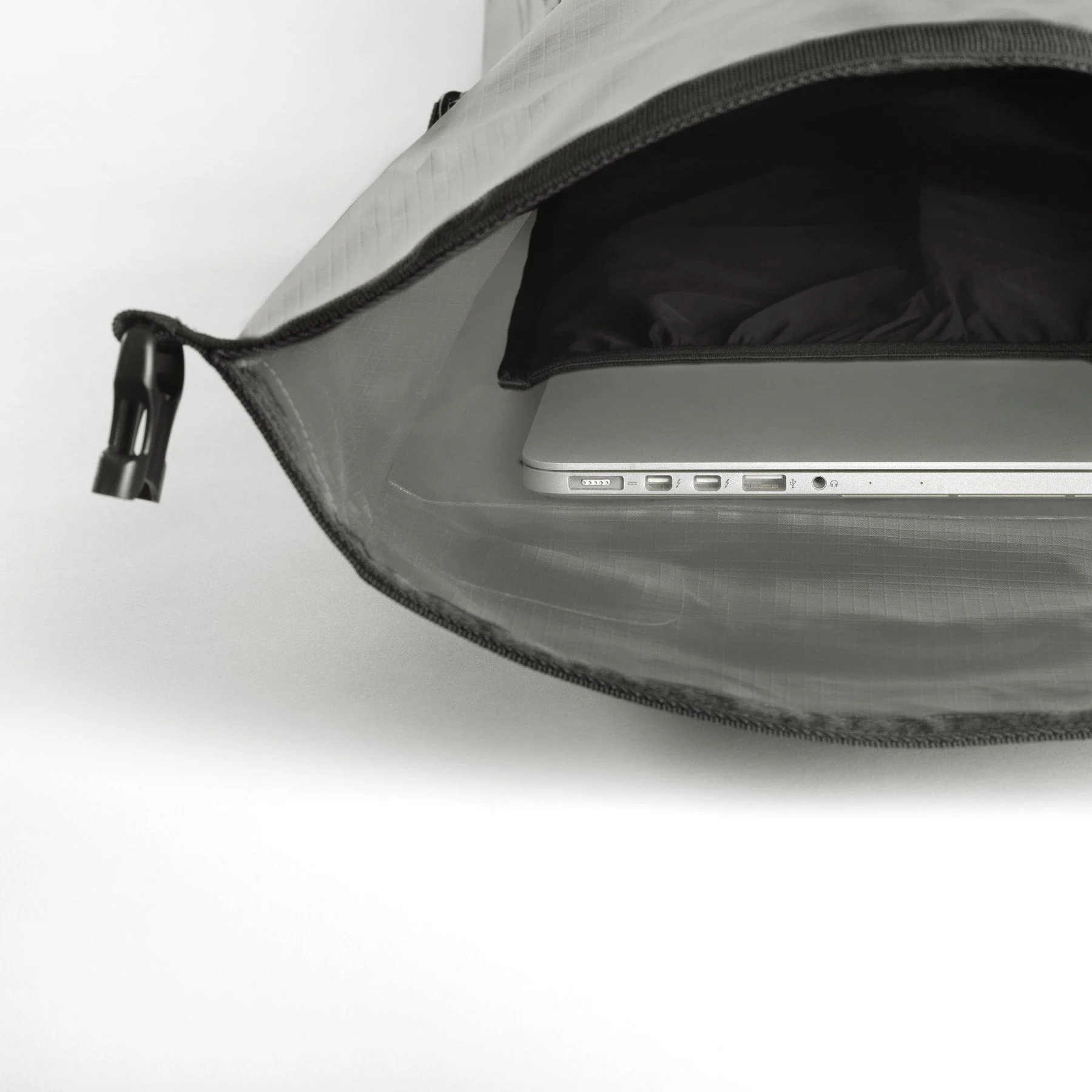 360 Orbit 25L - Silva - Image 6
