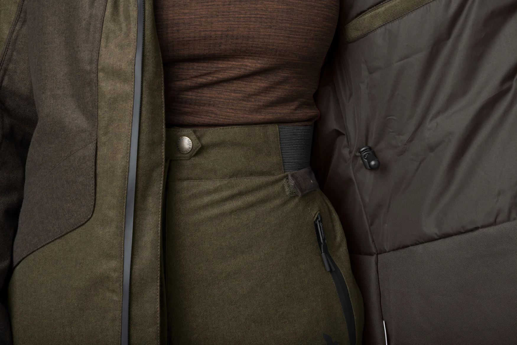 Avail Aya Isolerad jacka Pine green/Demitasse brown - Seeland - Image 2