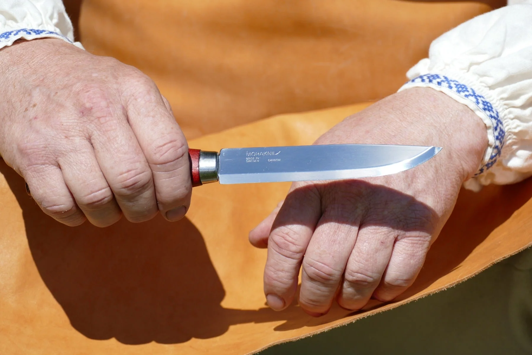 Classic No. 3 (C) Red – Morakniv - Image 4