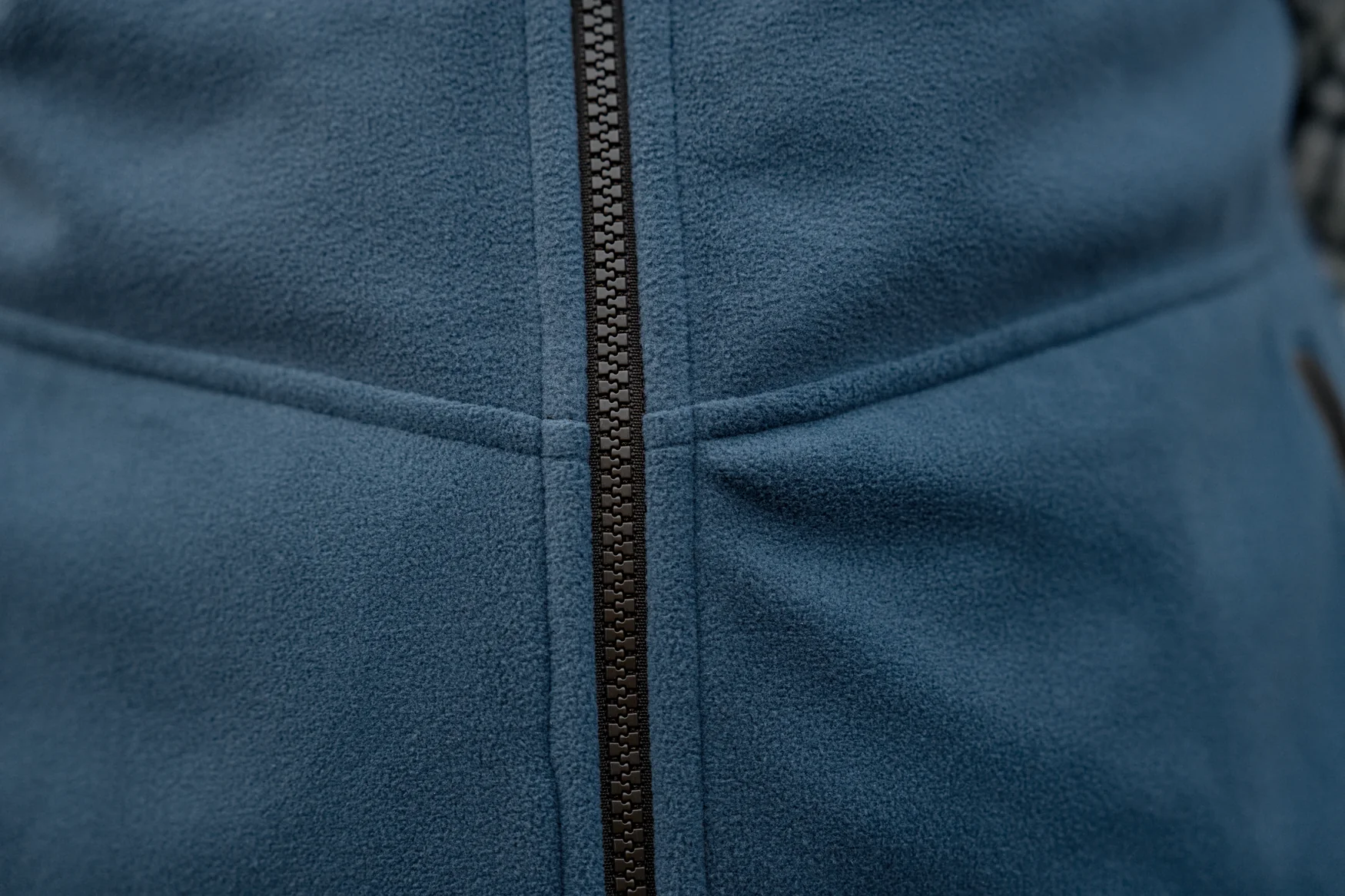 Estate WSP vändbar väst Dark olive/Sea blue – Härkila - Image 5
