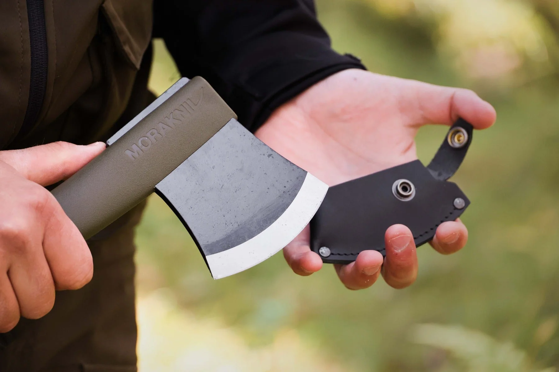 Lättviktsyxa (B) Military Green – Morakniv - Image 3
