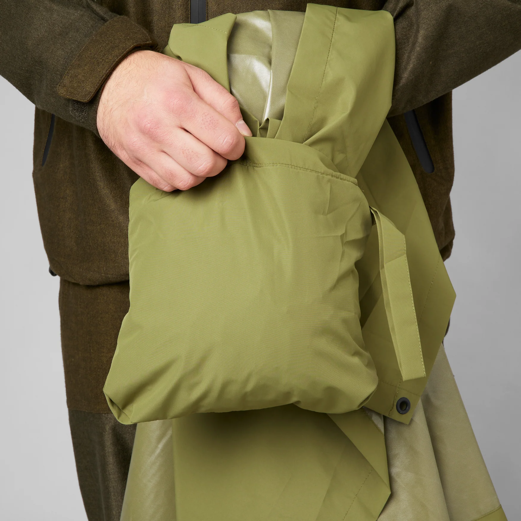 Taxus regnponcho Martini Olive - Seeland - Image 8