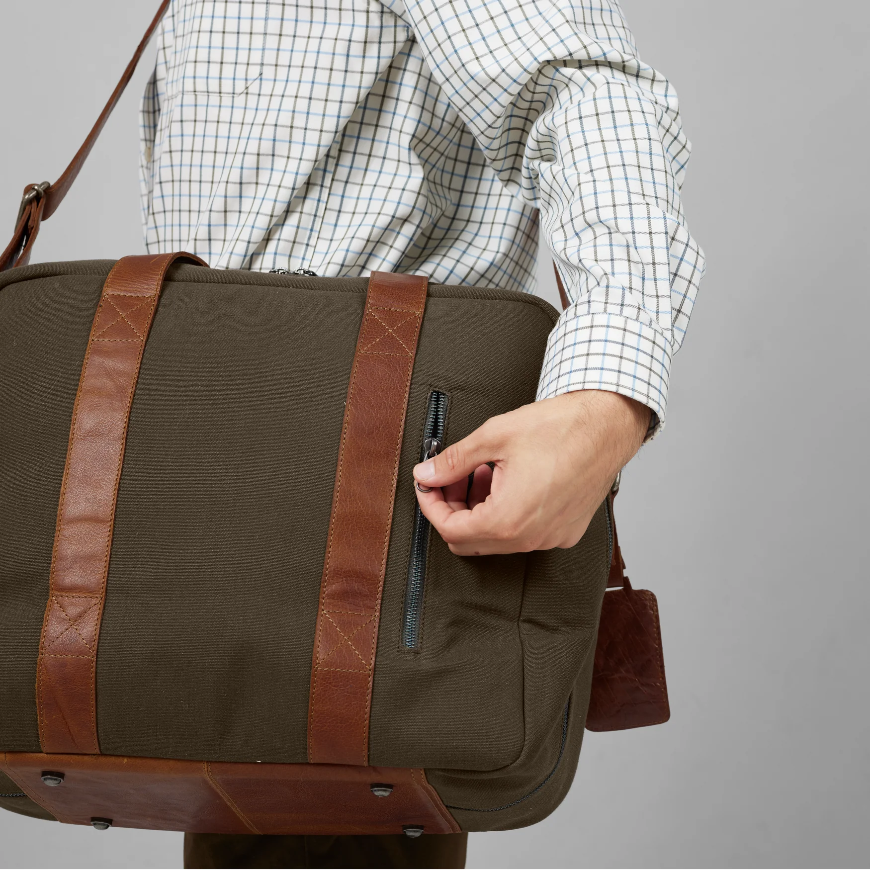 Weekendväska 30 L Warm olive - Härkila - Image 2